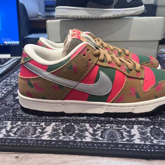 Nike Dunk SB Low Freddy Krueger